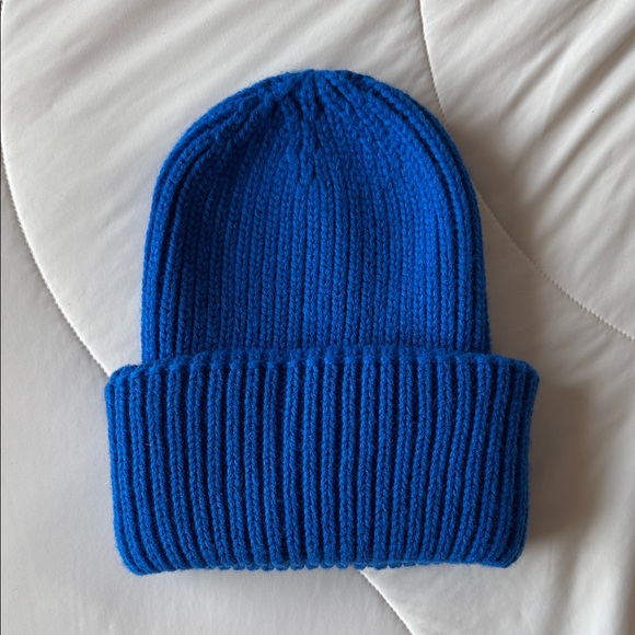 Dressed in LALA Blue Chunky Knit Beanie - Picture 1 of 3